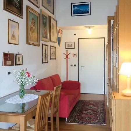 Apartamento Attico Di Marisa By Interhome